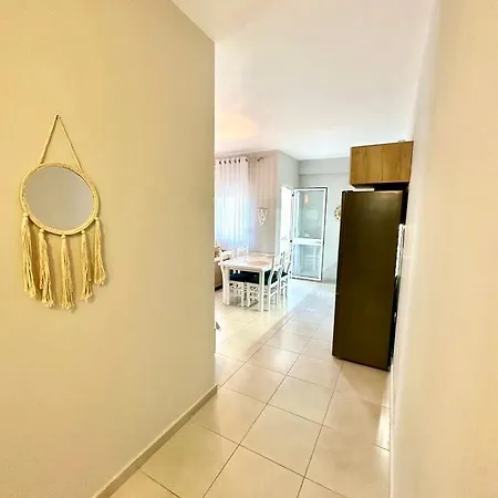 Appartement Apartment, Qerret